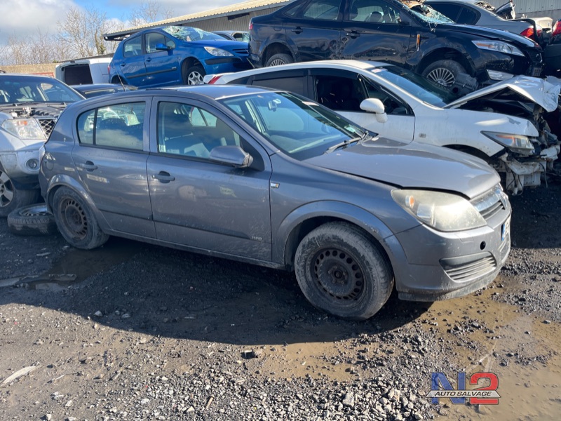 2006 OPEL ASTRA VAUXHALL LIFE CDTI 5DR for breaking