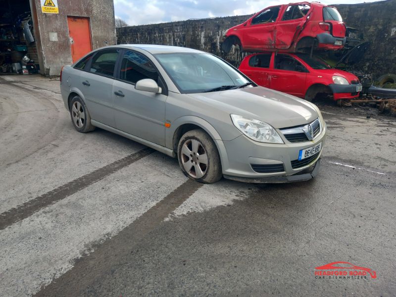 2006 OPEL VECTRA VAUXHALL CDTI CLUB 120BHP 5DR for breaking
