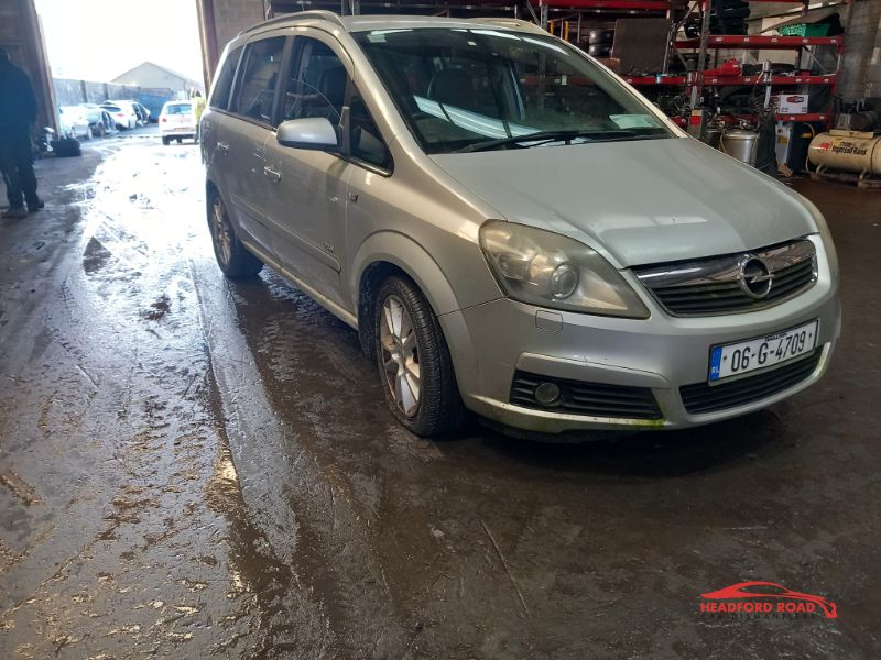 2006 OPEL ZAFIRA DESIGN 1.8I 16V 5DR for breaking