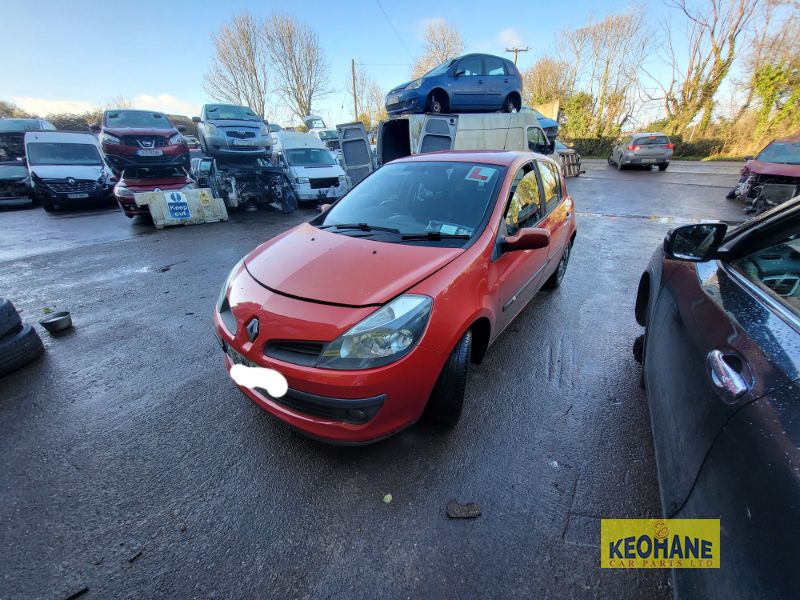 2006 RENAULT CLIO 3 1.2 16V DYNAMIQUE for breaking