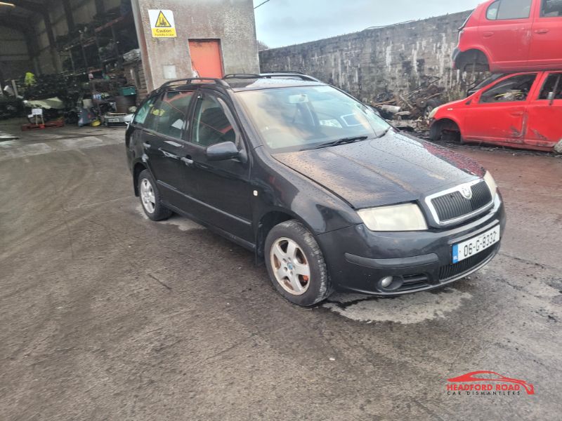 2006 SKODA FABIA COMBI AMBIENTE 65BHP NG for breaking