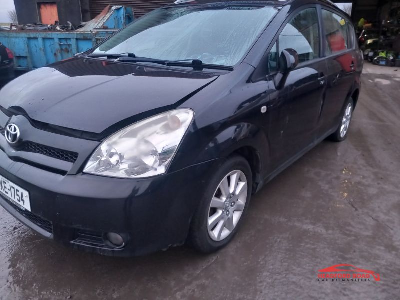 2006 TOYOTA COROLLA VERSO 1.8 LUNA MMT for breaking
