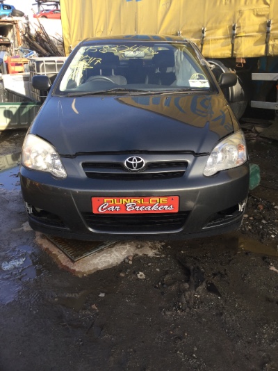 2006 TOYOTA COROLLA for breaking