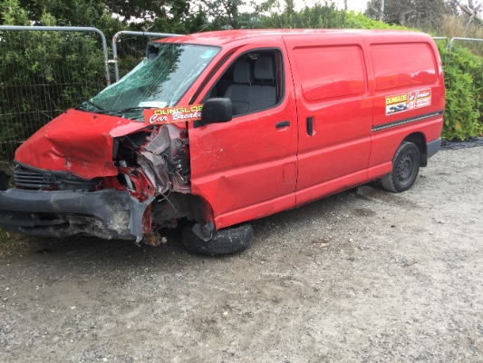 2006 TOYOTA HIACE D4D LWB Extra 4DR for breaking