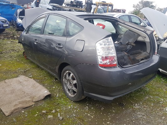 2006 TOYOTA PRIUS 1.5 T4 Hybrid 05DR A for breaking