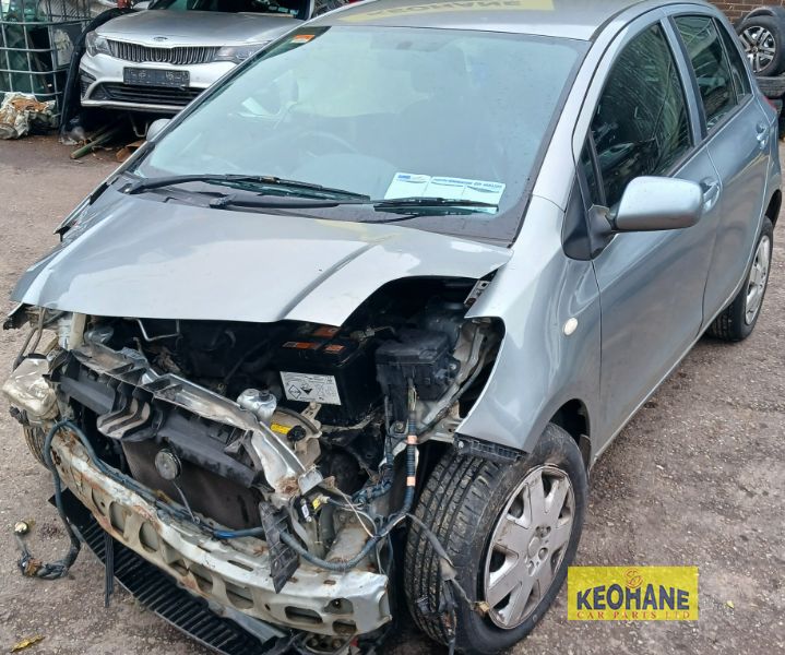 2006 TOYOTA YARIS NG 1.0L LUNA C 5DR for breaking