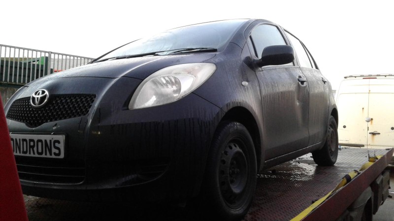 2006 TOYOTA YARIS NG 1.0L TERRA C for breaking