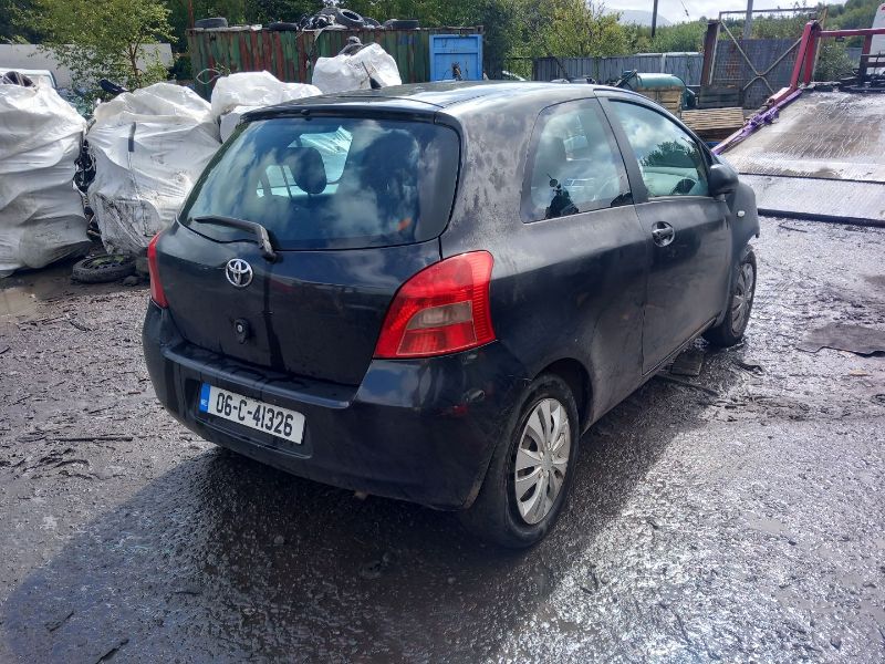 2006 TOYOTA YARIS T3 3DR for breaking