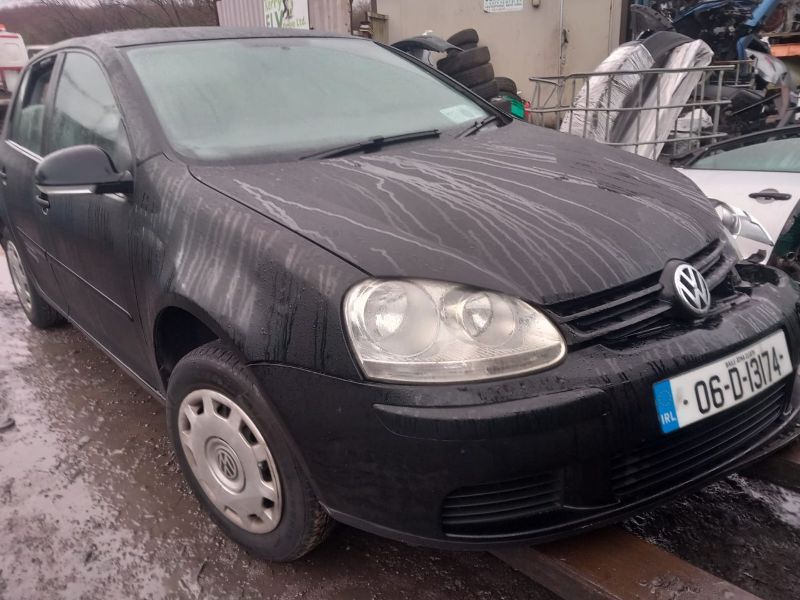 2006 VOLKSWAGEN GOLF 1.4 75BHP 5DR for breaking