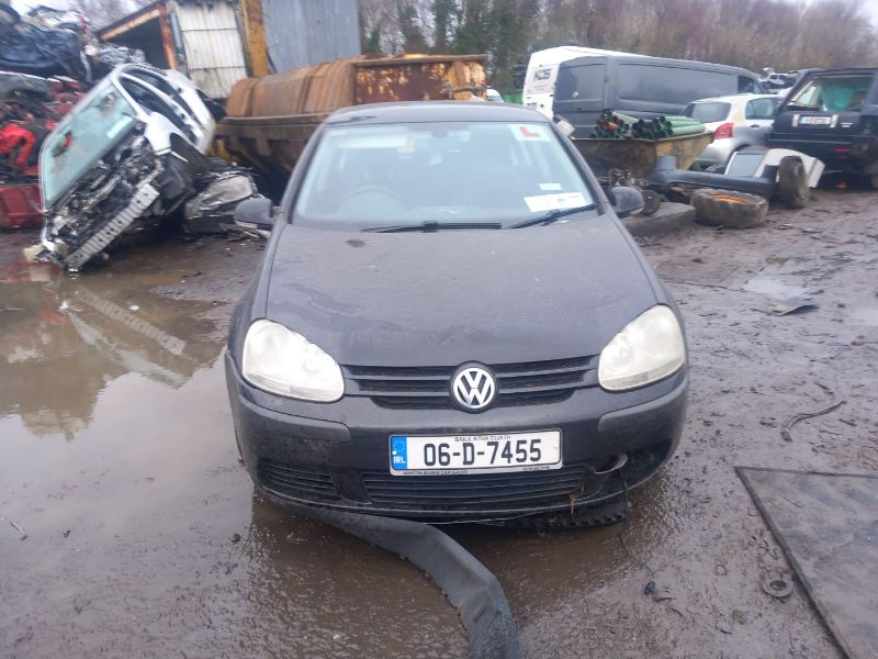 2006 VOLKSWAGEN GOLF 1.4 COMFORT 5DR 75BHP for breaking