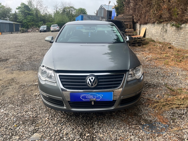 2006 VOLKSWAGEN PASSAT MATCH TDI 105 for breaking