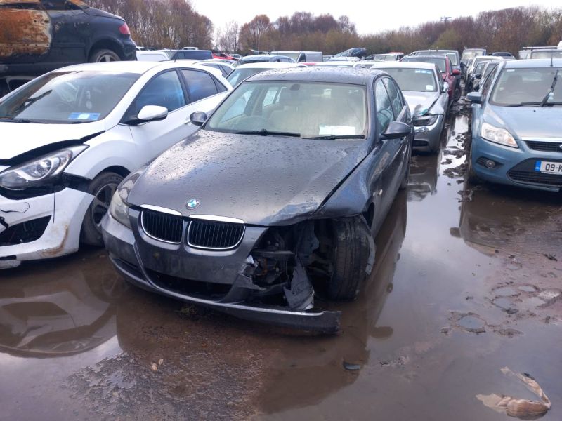 2007 BMW 3 SERIES 318 for breaking