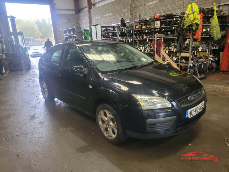 2007 FORD FOCUS LX 1.4 for breaking