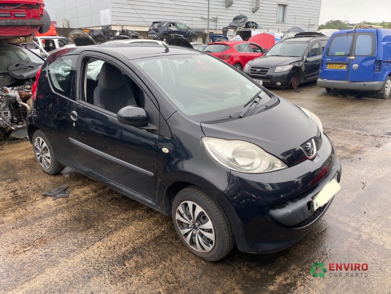 2007 PEUGEOT 107 URBAN for breaking