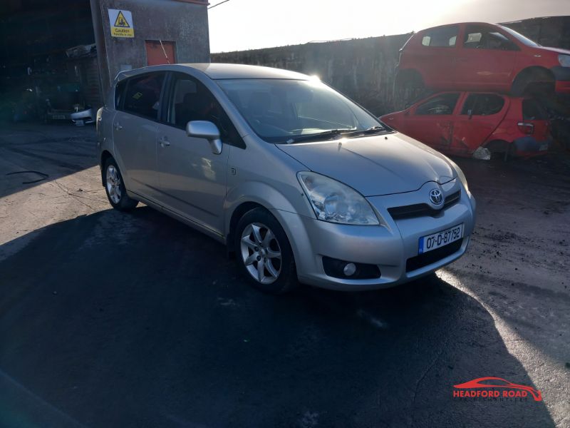 2007 TOYOTA COROLLA VERSO 2.2 D-4D T2 5DR for breaking