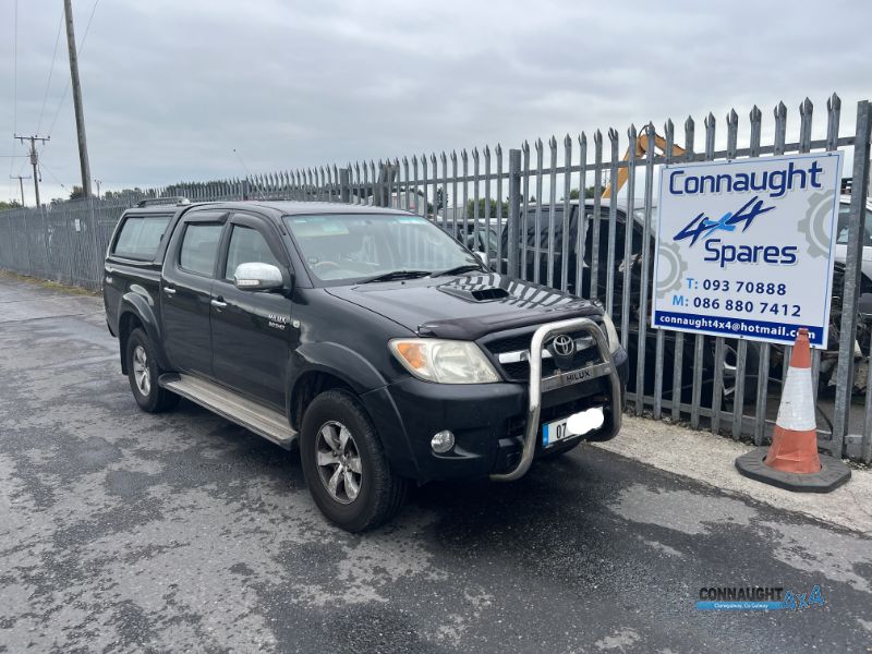 2007 TOYOTA HILUX 3.0 D-4D VIGO G D/CAB 4DR for breaking