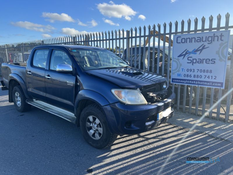 2007 TOYOTA HILUX RC 3.0 D-4D SR5 4DR for breaking