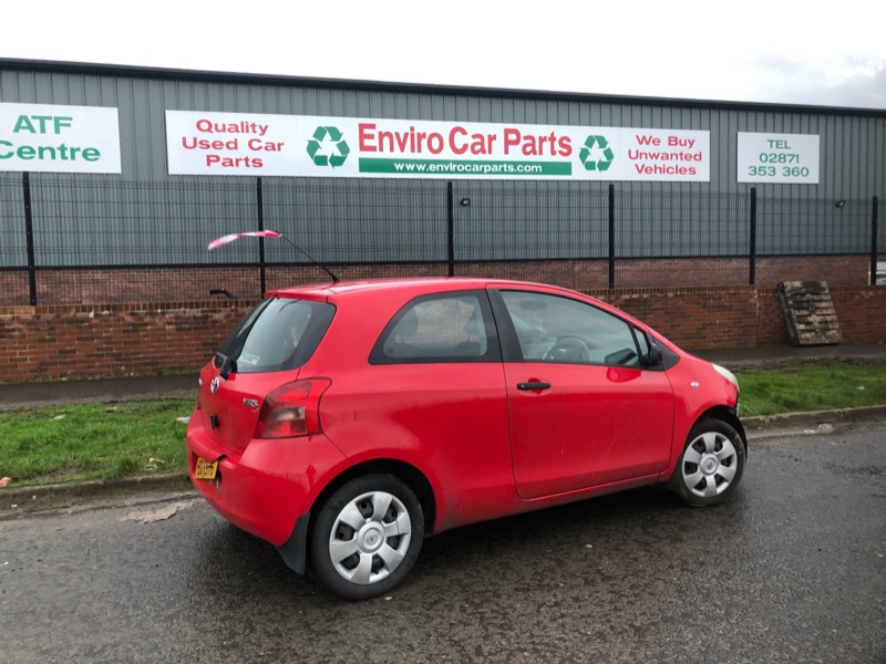 2007 TOYOTA YARIS ION for breaking