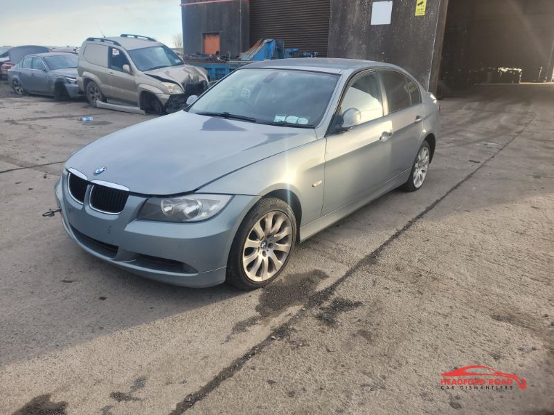 2008 BMW 3 SERIES 320 for breaking