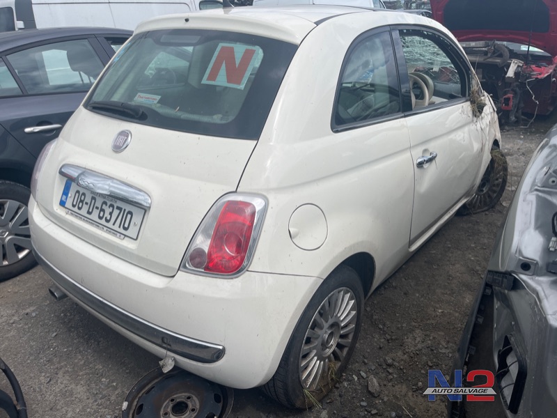 2008 FIAT 500 1.4 16V LOUNGE for breaking