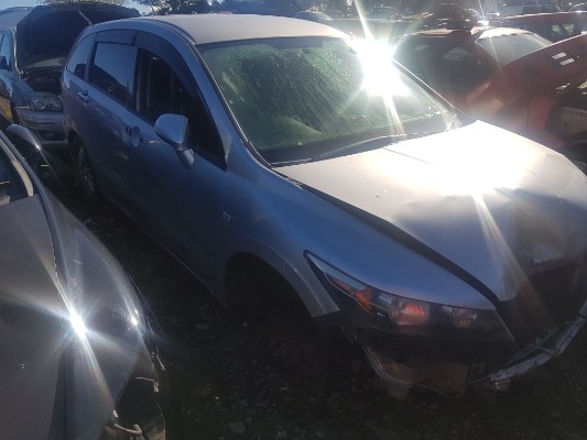 2008 HONDA STREAM RN6 5DR CVT for breaking