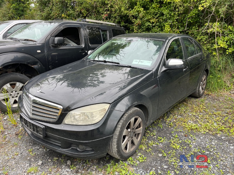 2008 MERCEDES C-CLASS C-CLASS C200 CDI AUTO 200 for breaking