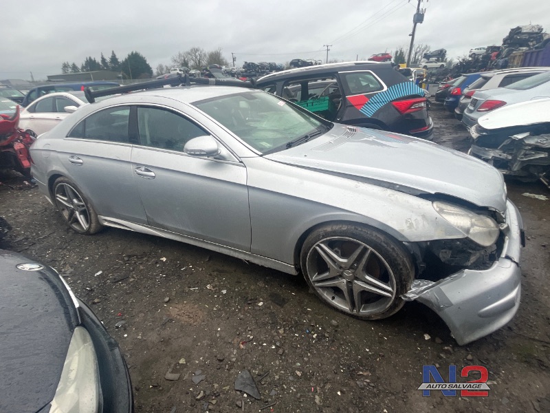 2008 MERCEDES CLS-CLASS 320 CDI 4DR AUTO for breaking