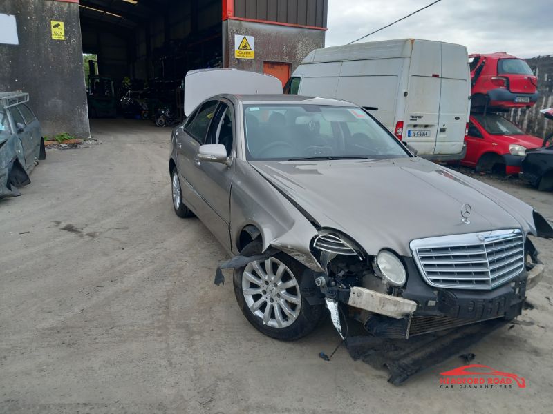 2008 MERCEDES E-CLASS 200 E200 KOMPRESSOR for breaking