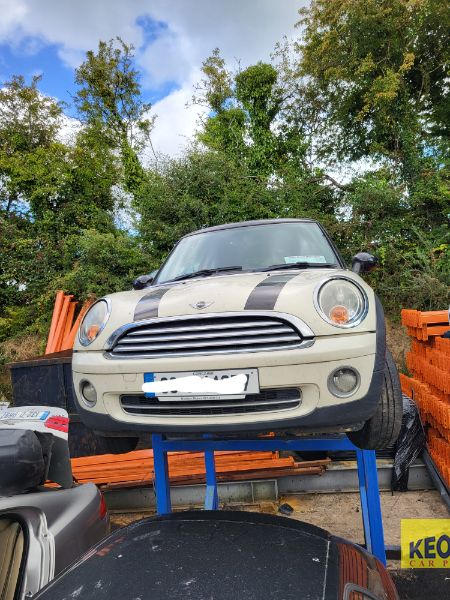 2008 MINI HATCH 1.6 3DR COOPER for breaking