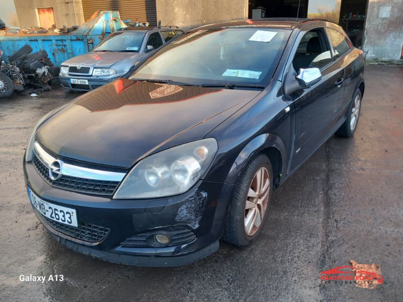 2008 OPEL ASTRA SXI 1.4 I 16V for breaking