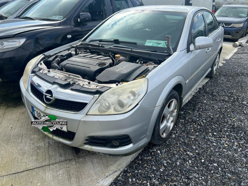 2008 OPEL VECTRA CLUB 1.9 CDTI 16V 150PS for breaking