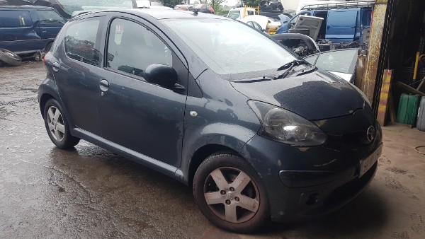 2008 TOYOTA AYGO 1.0 Strata for breaking