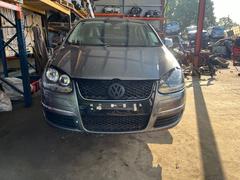2008 VOLKSWAGEN JETTA 1.9 TDI S 103BHP 4DR for breaking