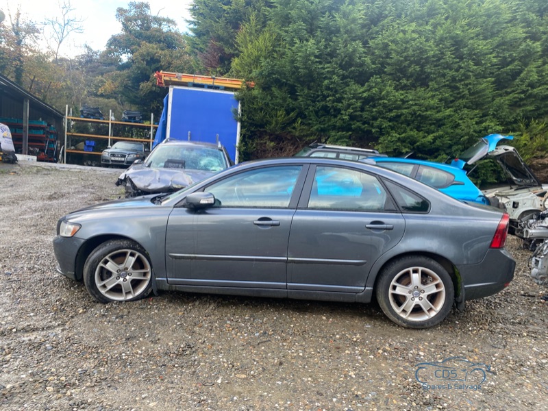 2008 VOLVO S40 2.0 D SE 4DR for breaking