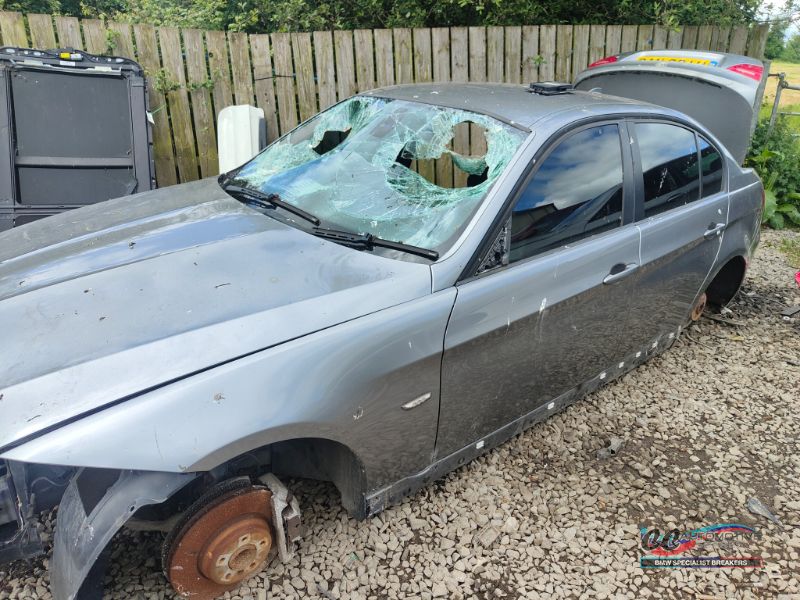 2009 BMW 3 SERIES 320I SE AUTO for breaking