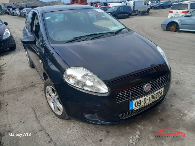 2009 FIAT GRANDE PUNTO 1.4 8V GP 77BHP 3 3DR for breaking