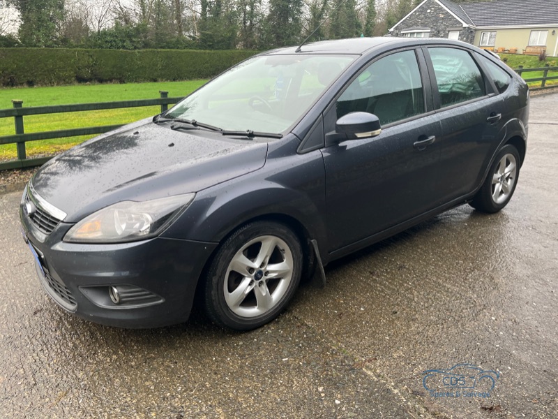 2009 FORD FOCUS ZETEC TD 109 for breaking