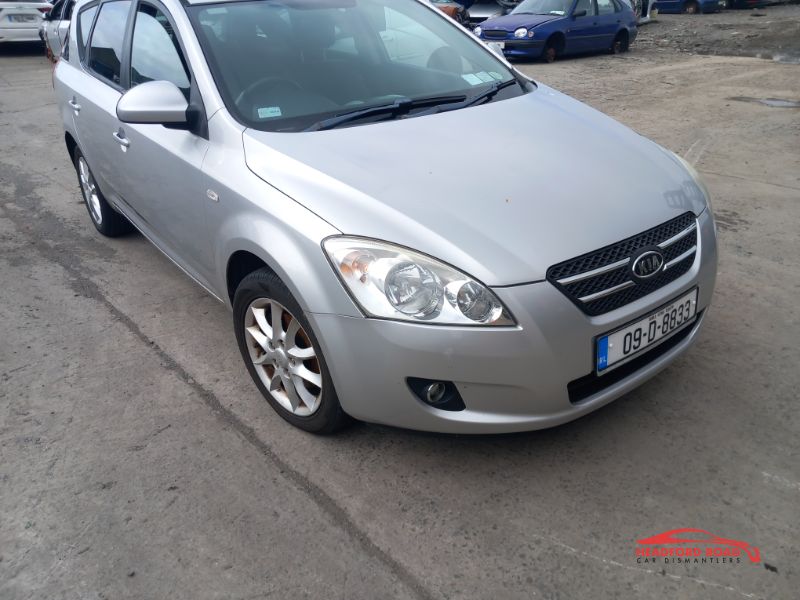 2009 KIA CEED CEE'D 1.6 EX DIESEL SW for breaking