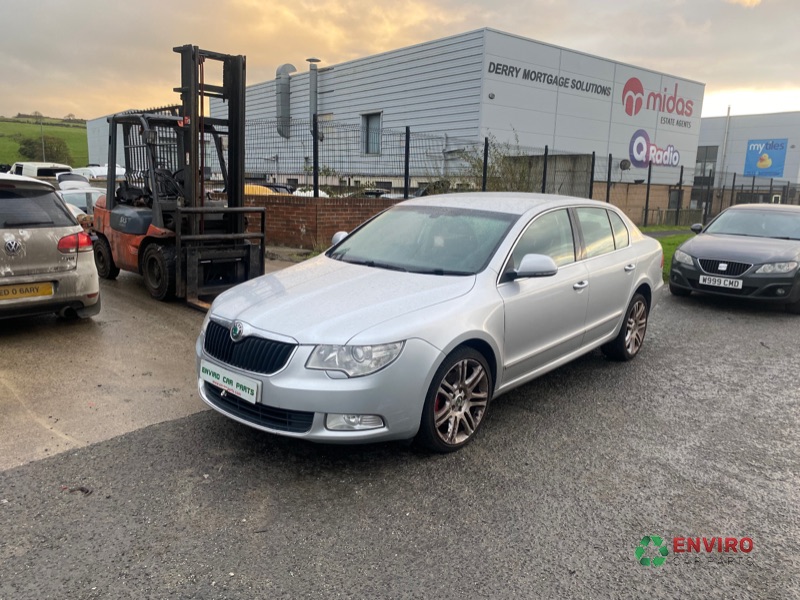 2009 SKODA SUPERB ELEGANCE CRTDI A for breaking