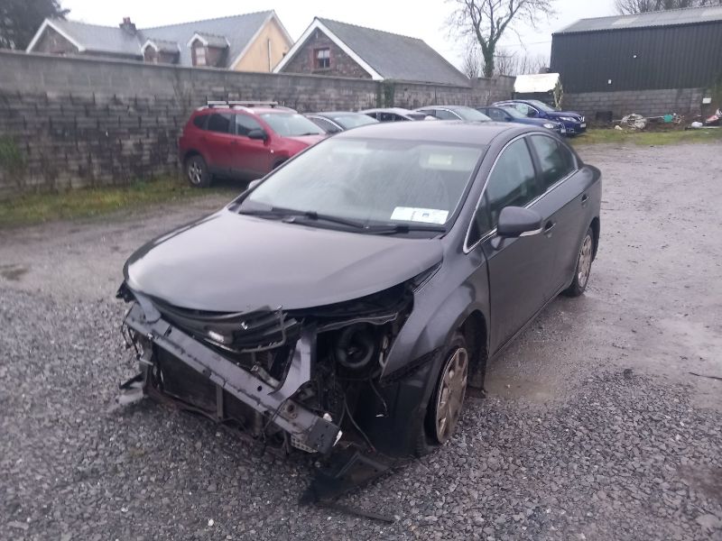 2009 TOYOTA AVENSIS D-4D T2 4DR 2.0 OVERMOUNT for breaking