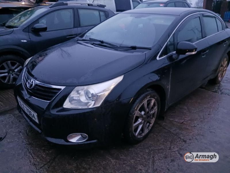 2009 TOYOTA AVENSIS TR D-4D for breaking