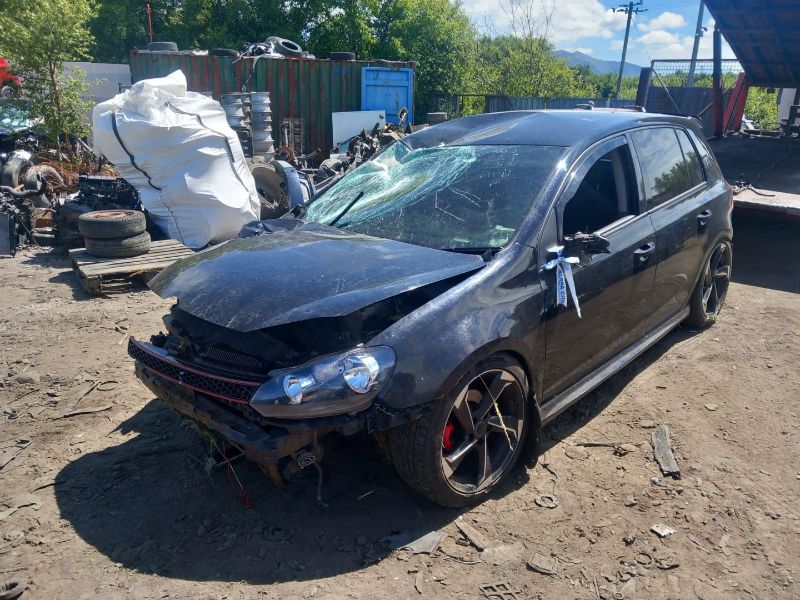 2009 VOLKSWAGEN GOLF 2.0 TDI SE 110PS 5DR for breaking