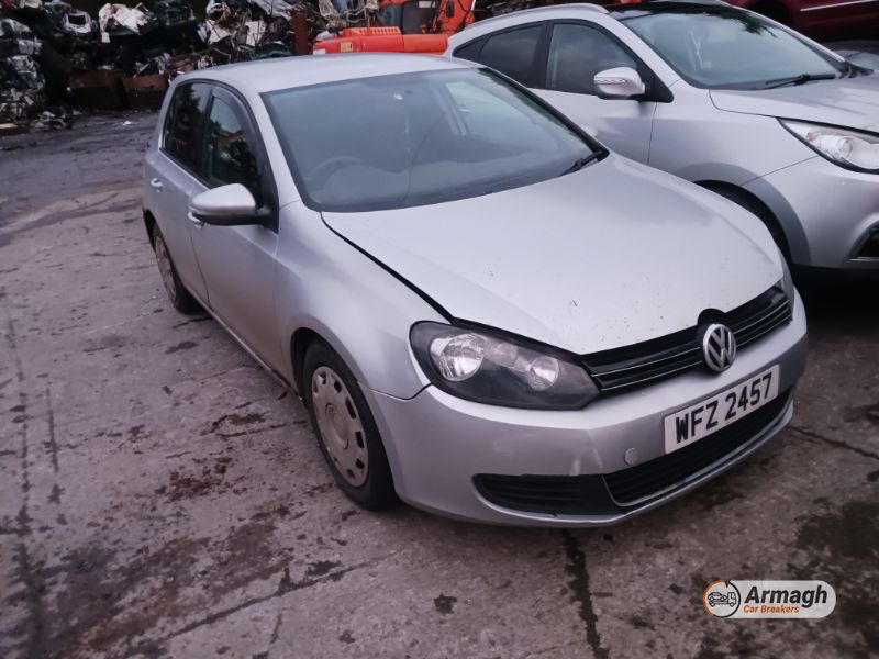 2009 VOLKSWAGEN GOLF S TDI for breaking