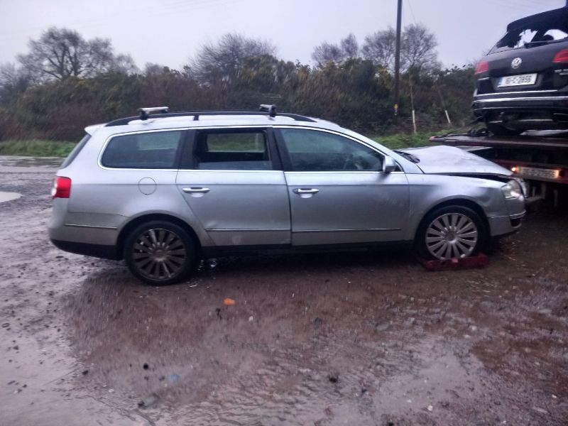 2009 VOLKSWAGEN PASSAT 2.0 TDI HIGHLINE 140 TD 5DR R LINE BLUEMOTION 140PS 4DR for breaking