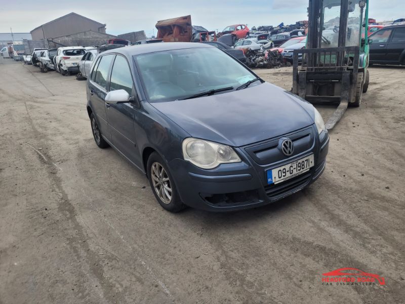 2009 VOLKSWAGEN POLO 1.4 TDI BLUEMOTION 1 80PS 5DR for breaking