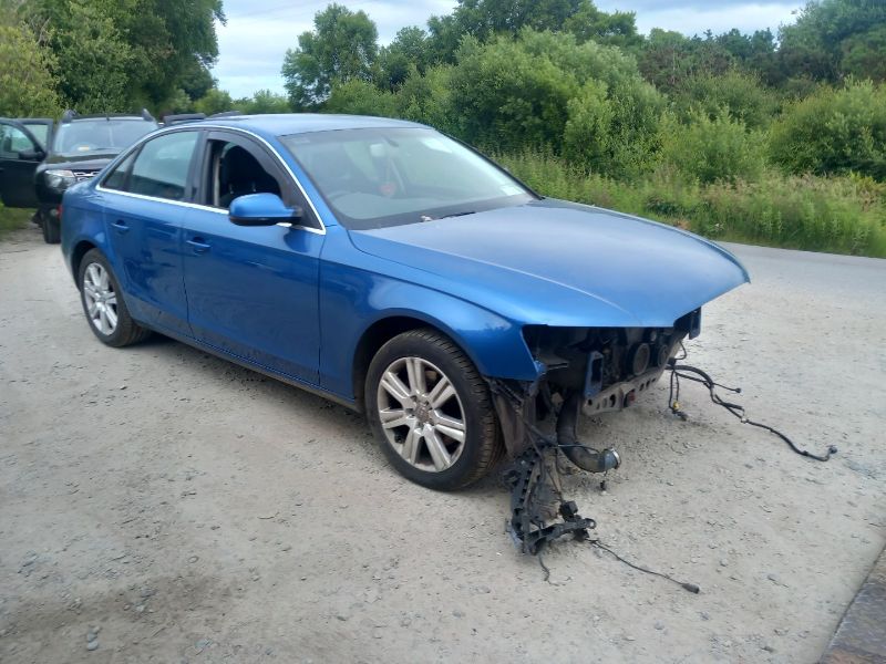 2010 AUDI A4 2.0 TDI SE 143PS 4DR 6SPEED for breaking