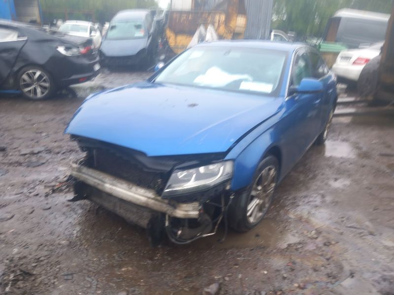 2010 AUDI A4 2.0 TDI TECHNIK 136PS 4DR for breaking