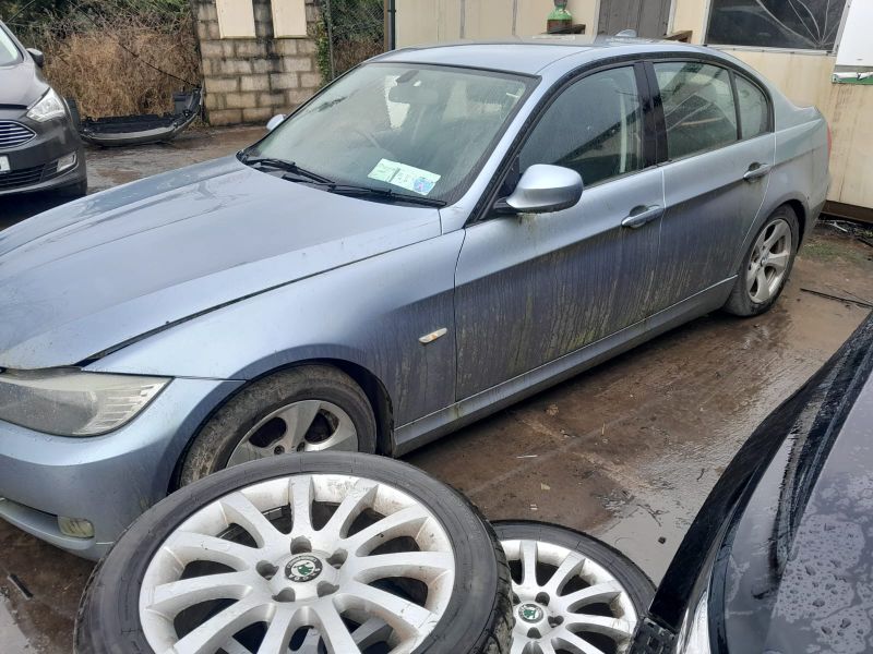 2010 BMW 3 SERIES 320 for breaking