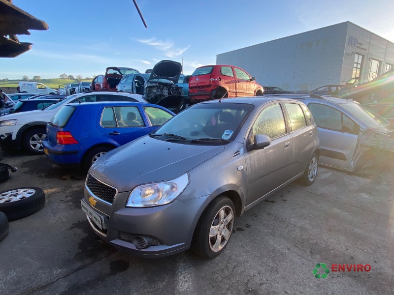 2010 CHEVROLET AVEO LS for breaking