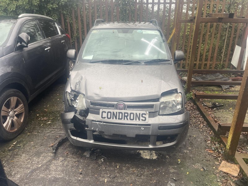 2010 FIAT PANDA 1.2 ELEGANZA DUALOGIC 5DR AUTO for breaking